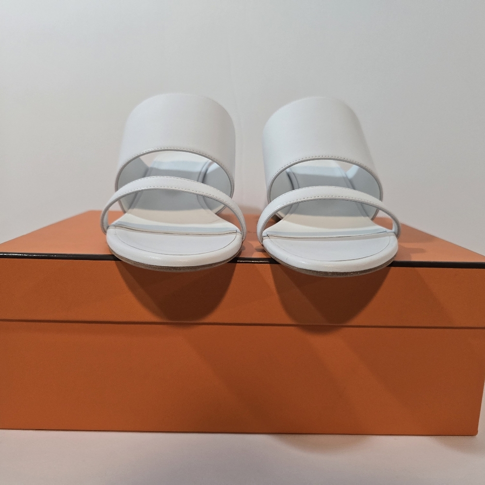 Hermès Cornelia Sandal - Picture 10 of 10